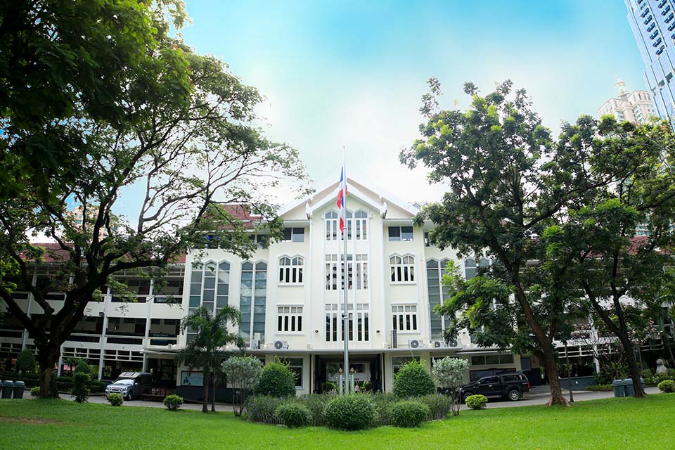 โรงเรียนมาแตร์เดอีวิทยาลัย