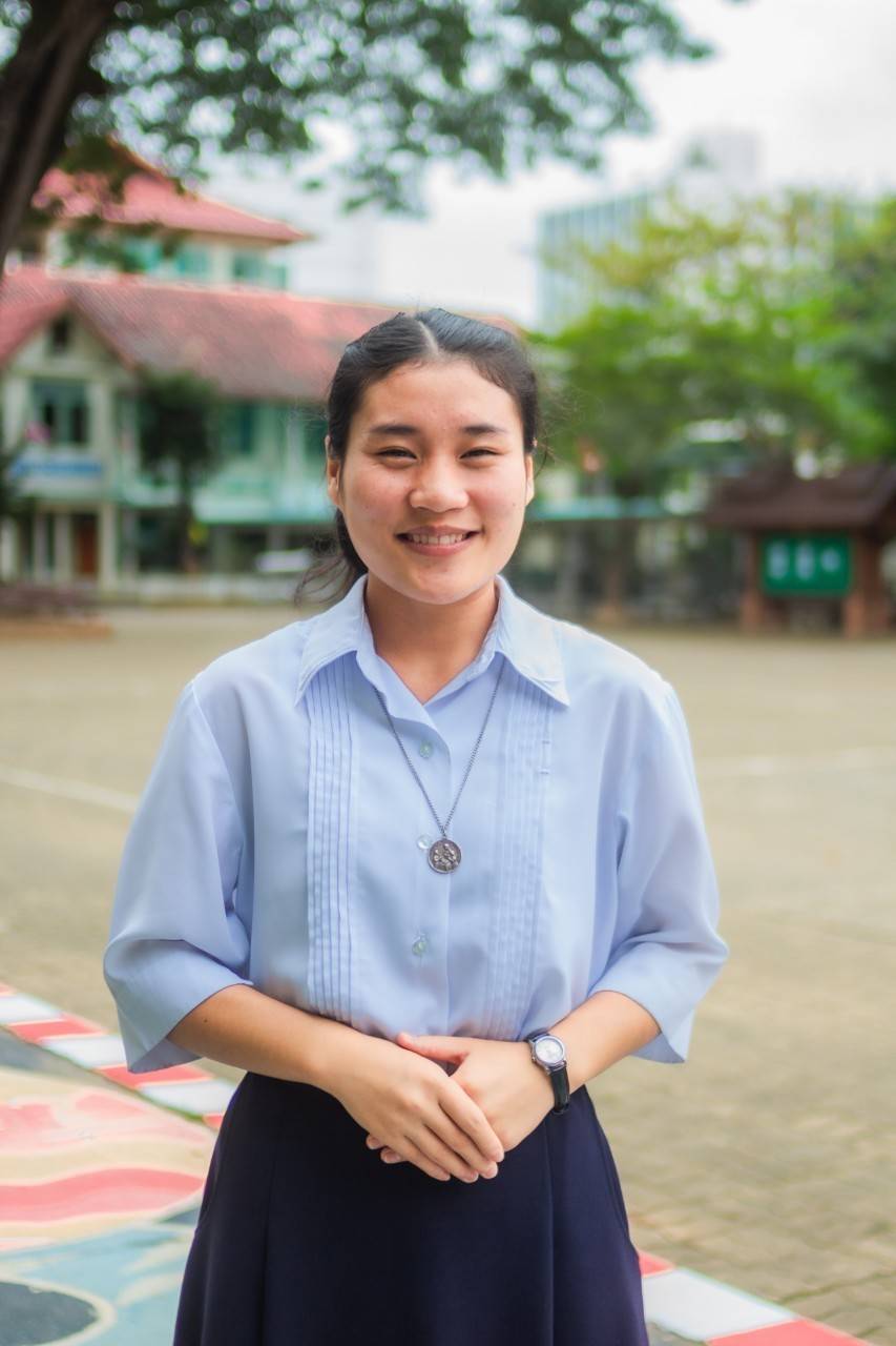 โปสตุลันต์ อังคณา เรืองประไพ