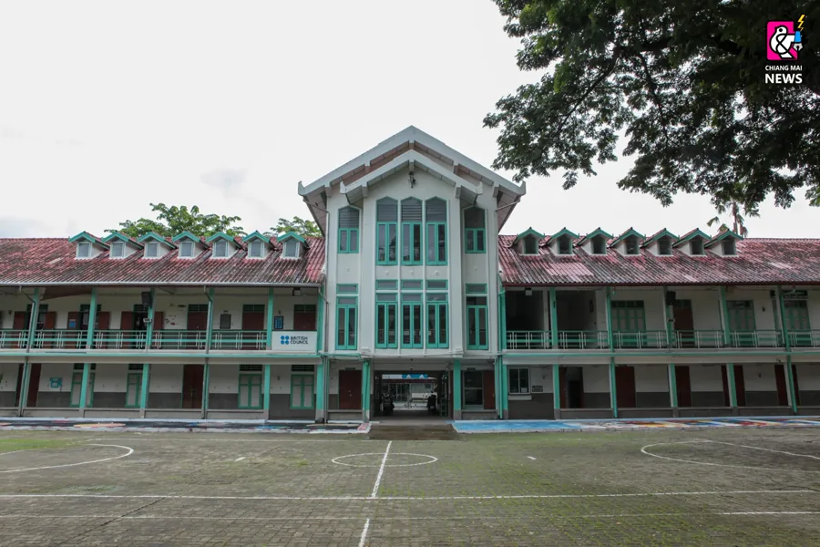 โรงเรียนเรยีนาเชลีวิทยาลัย
